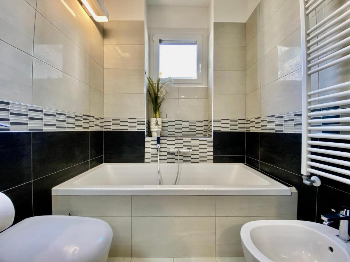 Future Apartments Bisceglie 米兰 外观 照片